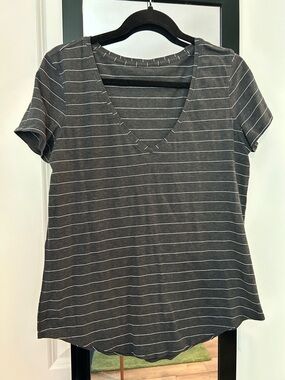 Women's Charcoal Stripe V-Neck Short Sleeve Tee Lululemon